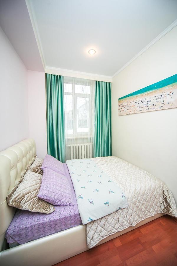 Apartment Ploshchad Pobedy 3 Komnaty Minsk Dış mekan fotoğraf